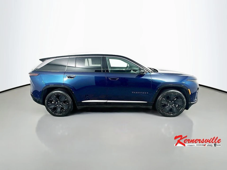 2025 Jeep Wagoneer S - Image 8 of 12