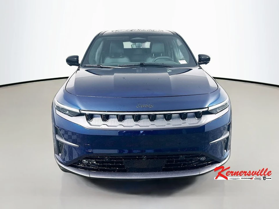 2025 Jeep Wagoneer S - Image 2 of 12