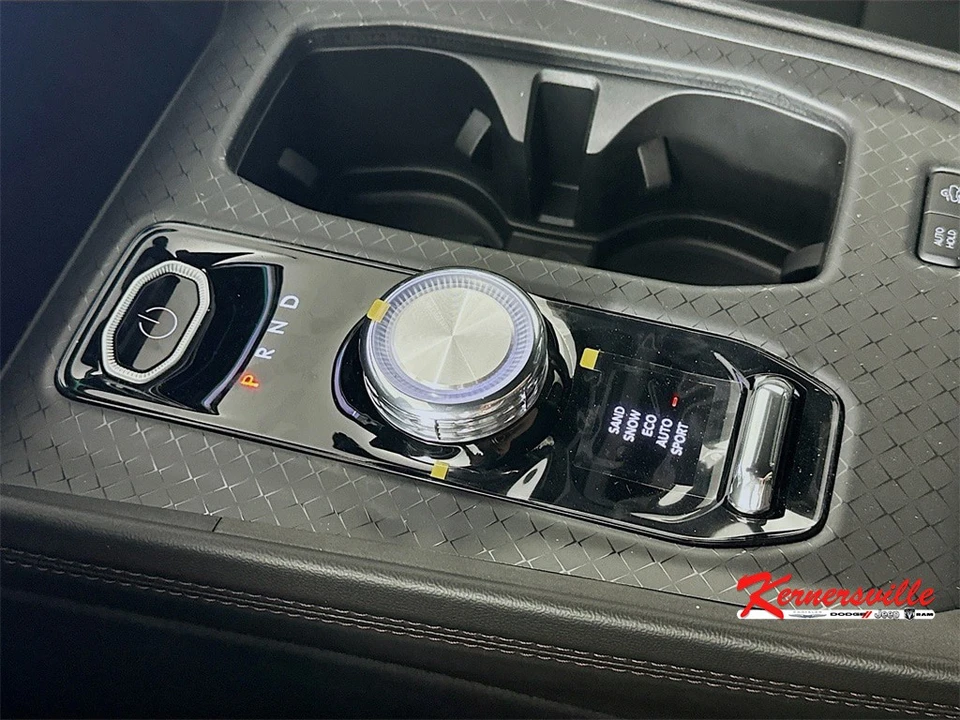 2025 Jeep WS Wagoneer - Image 12 of 21