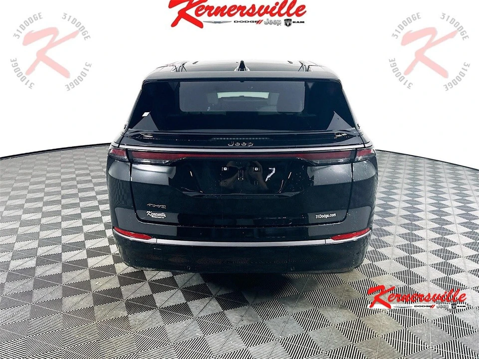 2025 Jeep WS Wagoneer - Image 6 of 12