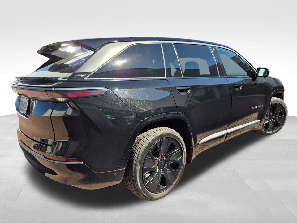 2025 Jeep Wagoneer S - Image 4 of 12