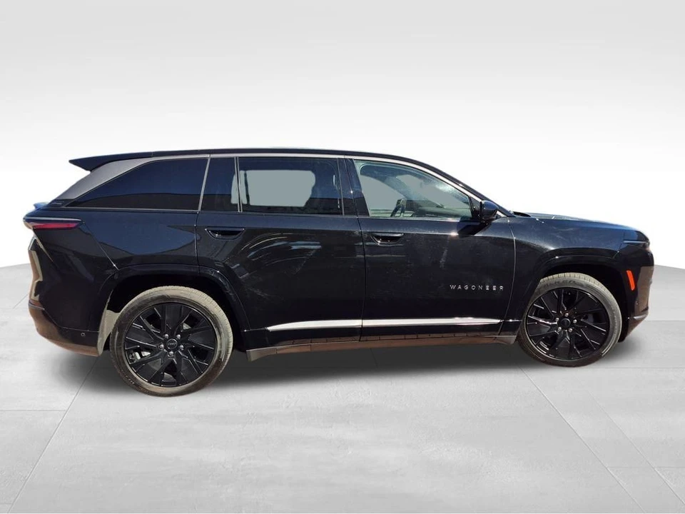 2025 Jeep Wagoneer S - Image 8 of 12