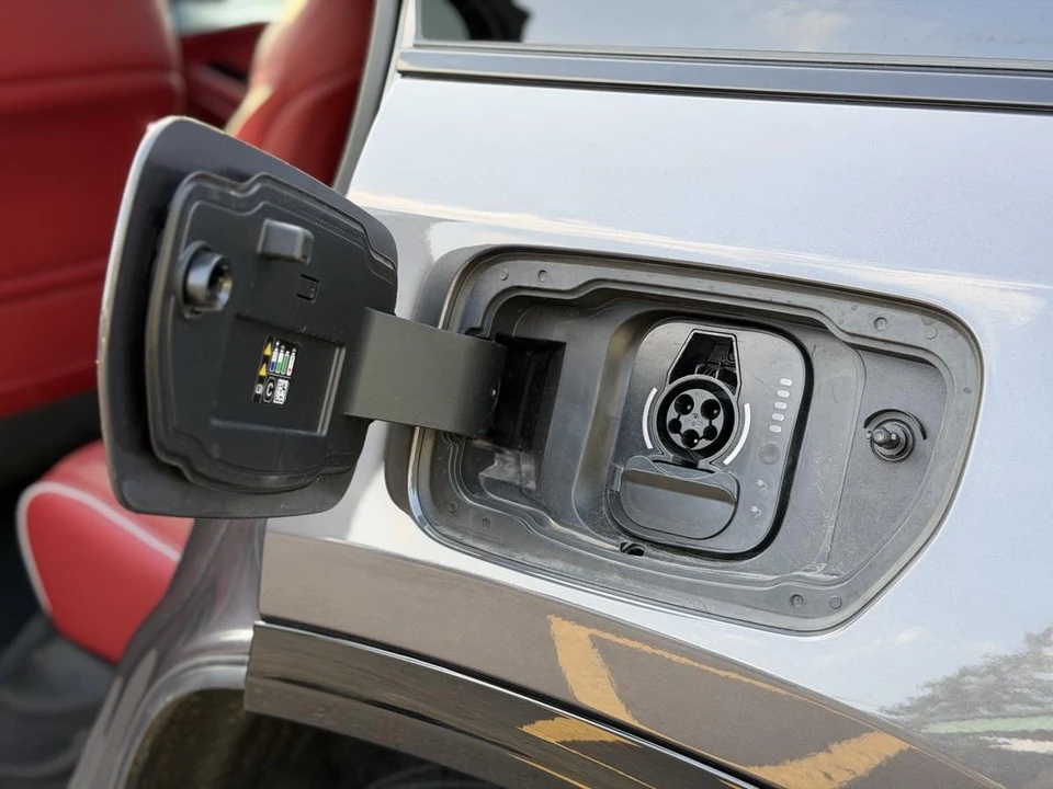 2025 Jeep Wagoneer S - Image 30 of 31