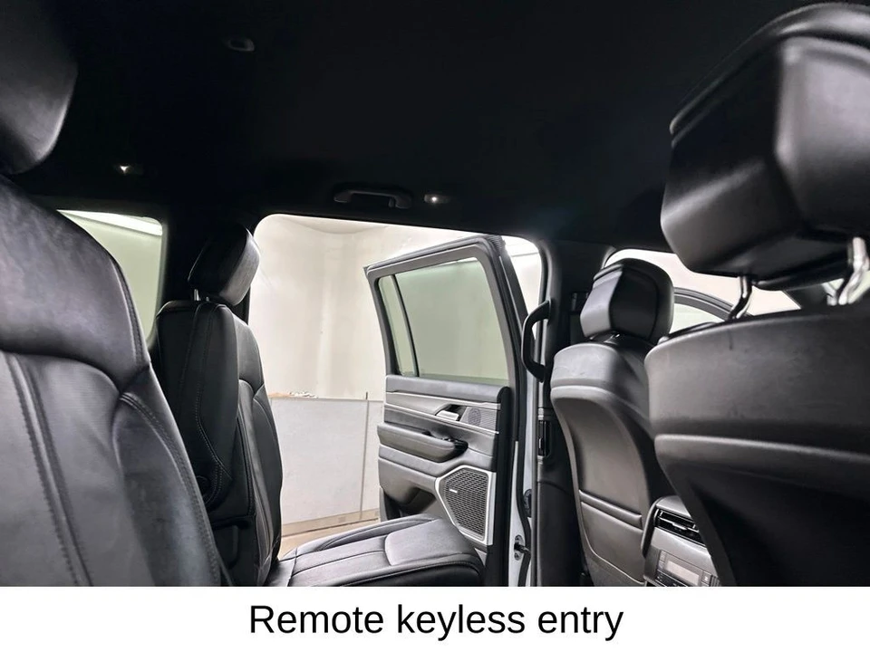 2025 Jeep WS Wagoneer - Image 27 of 31