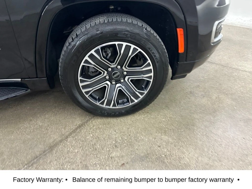 2025 Jeep WS Wagoneer - Image 16 of 31