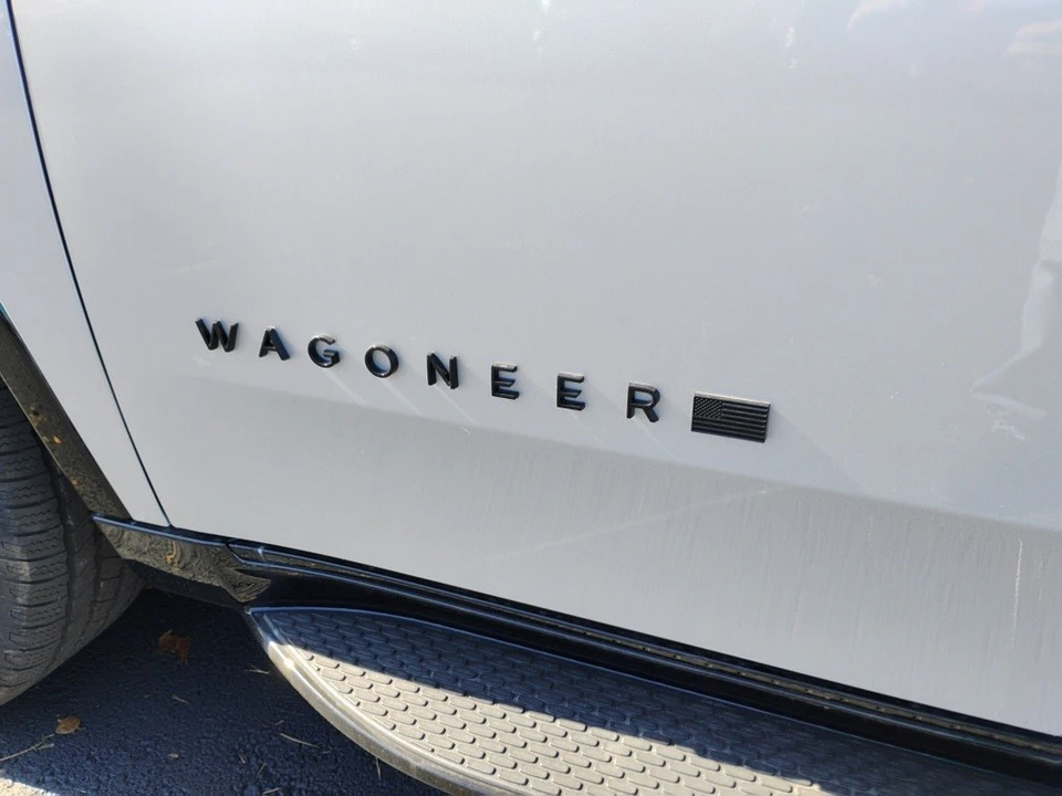 2025 Jeep WS Wagoneer - Image 10 of 12