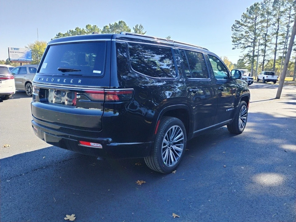 2025 Jeep WS Wagoneer - Image 5 of 12
