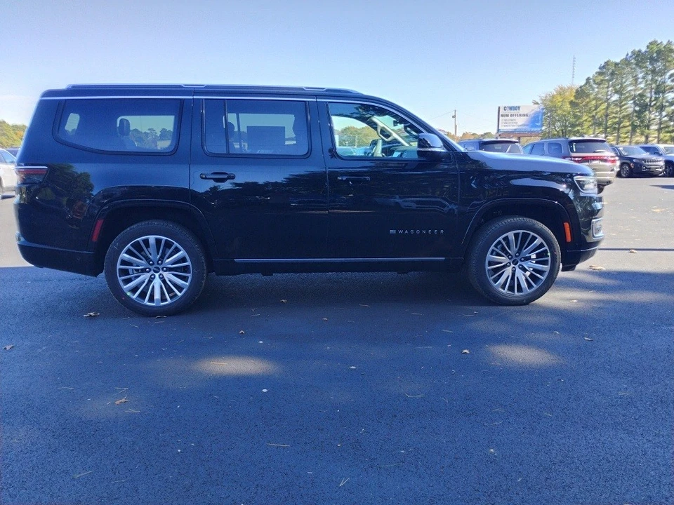 2025 Jeep WS Wagoneer - Image 4 of 12