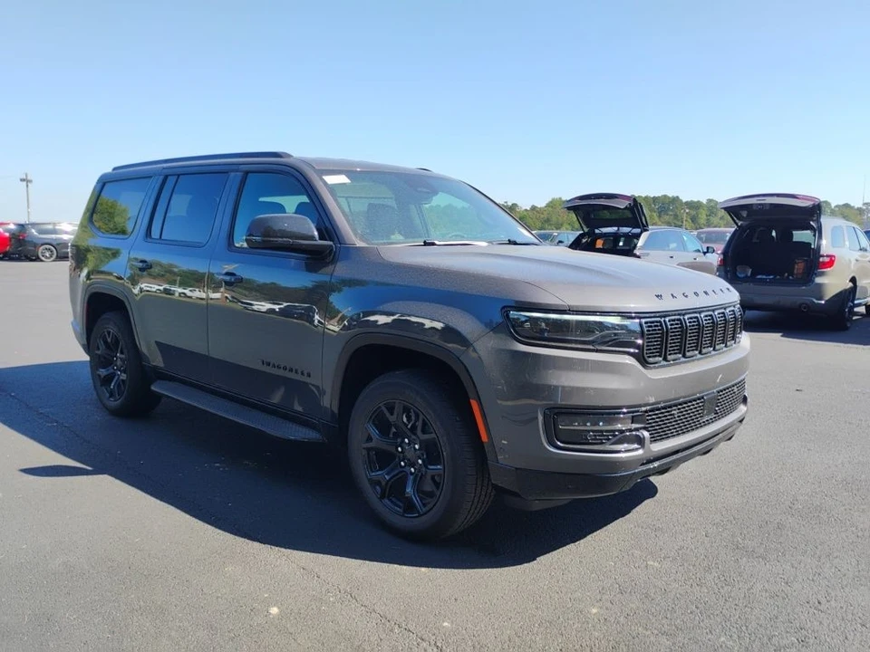 2025 Jeep WS Wagoneer - Image 3 of 12