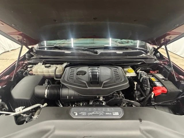 2025 Jeep WS Wagoneer - Image 28 of 30