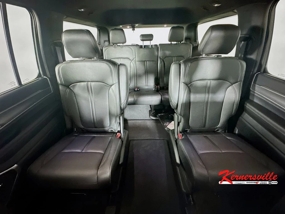 2025 Jeep WS Wagoneer - Image 11 of 12