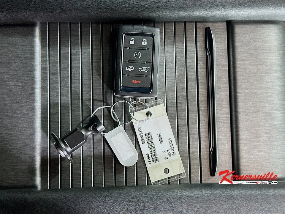 2025 Jeep WS Wagoneer - Image 21 of 21