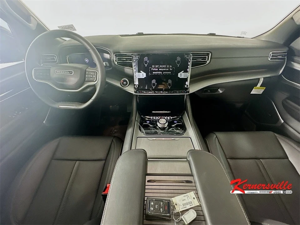 2025 Jeep WS Wagoneer - Image 10 of 21