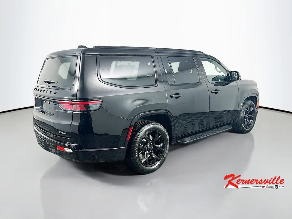 2025 Jeep WS Wagoneer - Image 8 of 12