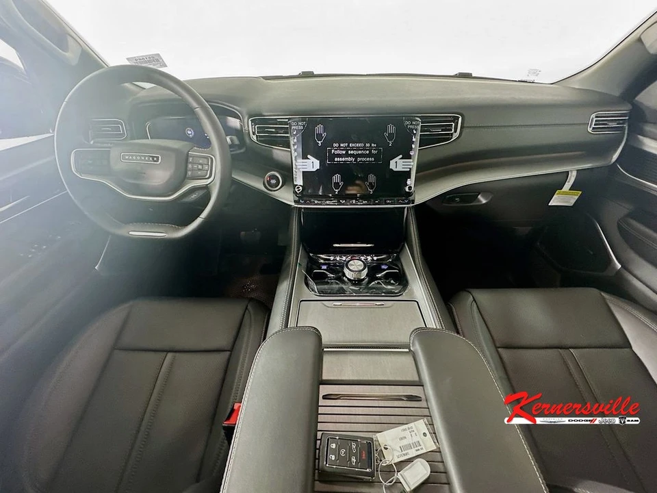 2025 Jeep WS Wagoneer - Image 10 of 12
