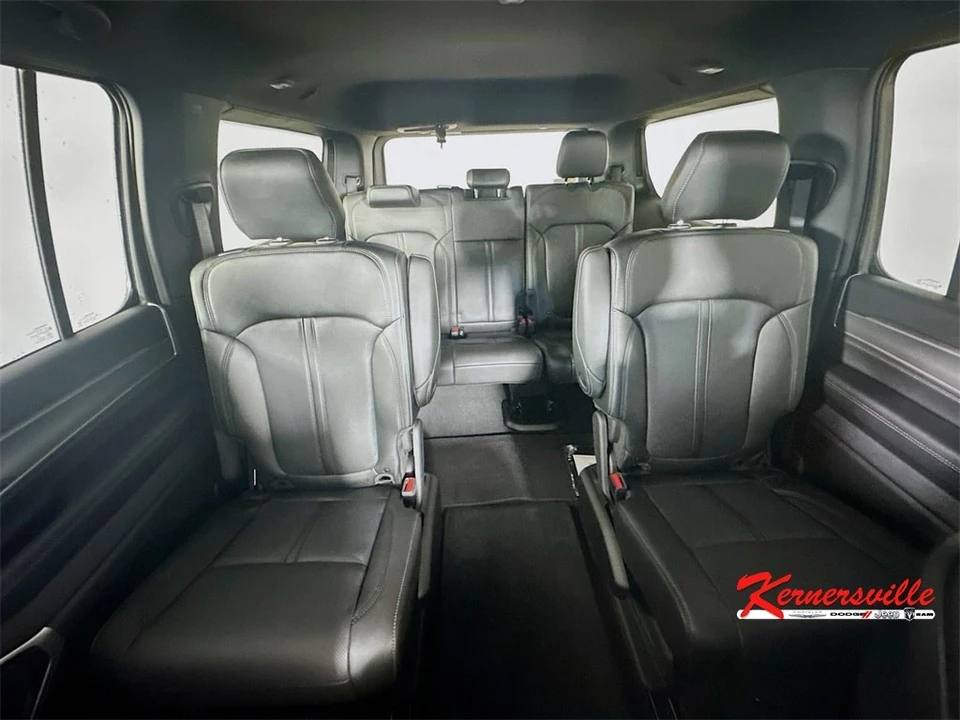 2025 Jeep WS Wagoneer - Image 10 of 21