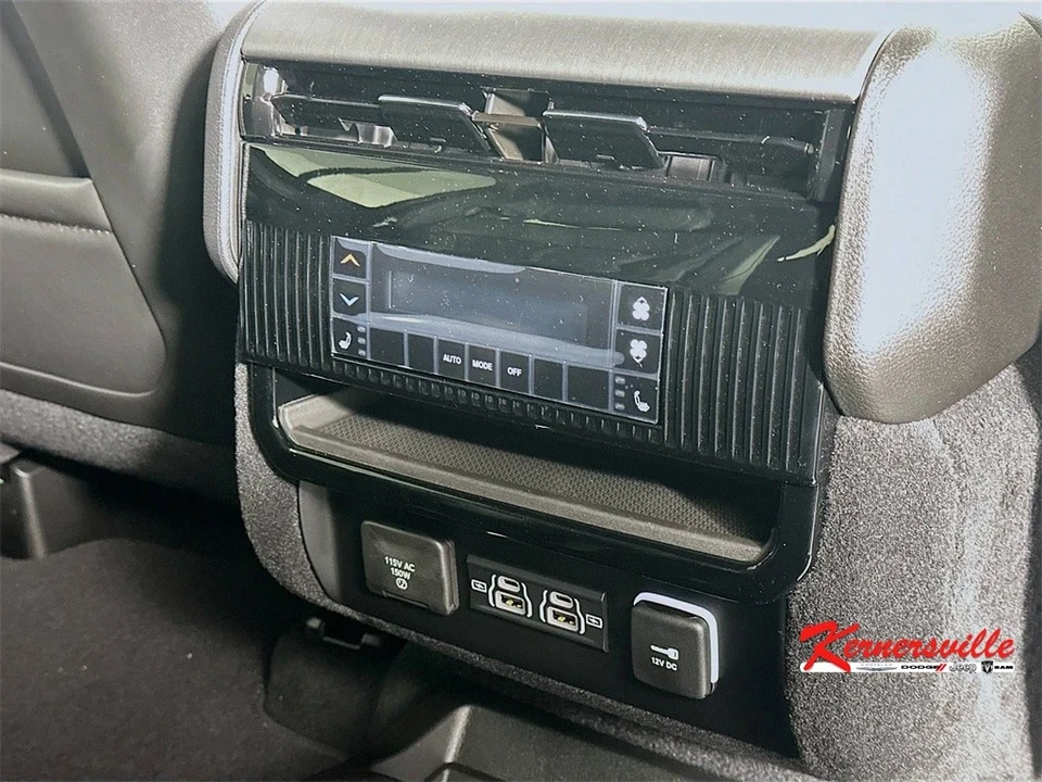 2025 Jeep WS Wagoneer - Image 21 of 21