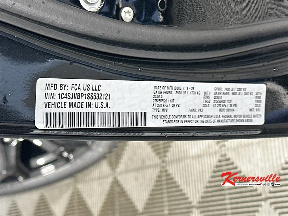 2025 Jeep WS Wagoneer - Image 19 of 21