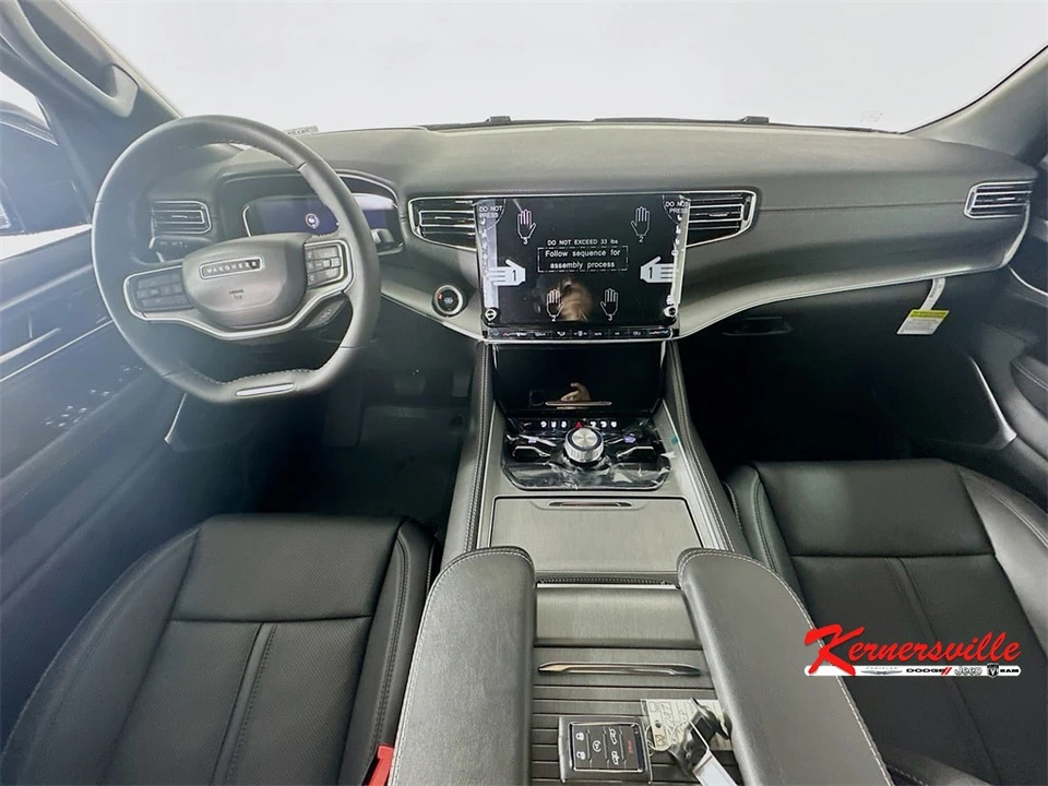 2025 Jeep WS Wagoneer - Image 9 of 21