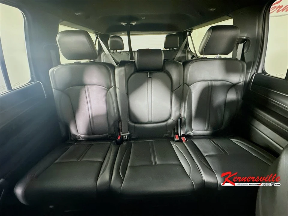 2025 Jeep WS Wagoneer - Image 10 of 21