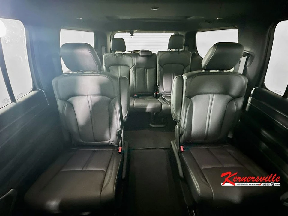 2025 Jeep WS Wagoneer - Image 10 of 12