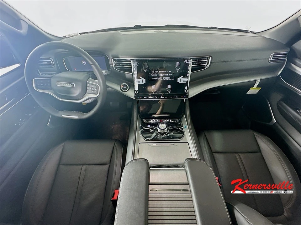 2025 Jeep WS Wagoneer - Image 9 of 21