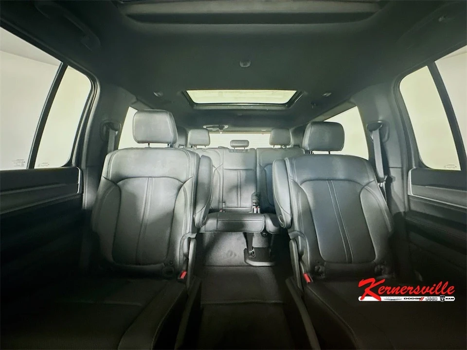2025 Jeep WS Wagoneer - Image 10 of 21