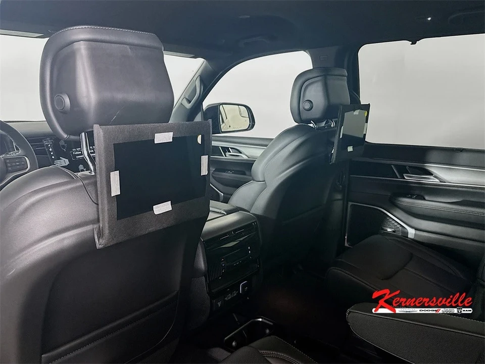 2025 Jeep WS Wagoneer - Image 21 of 21