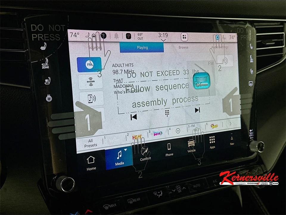 2025 Jeep WS Wagoneer - Image 13 of 21