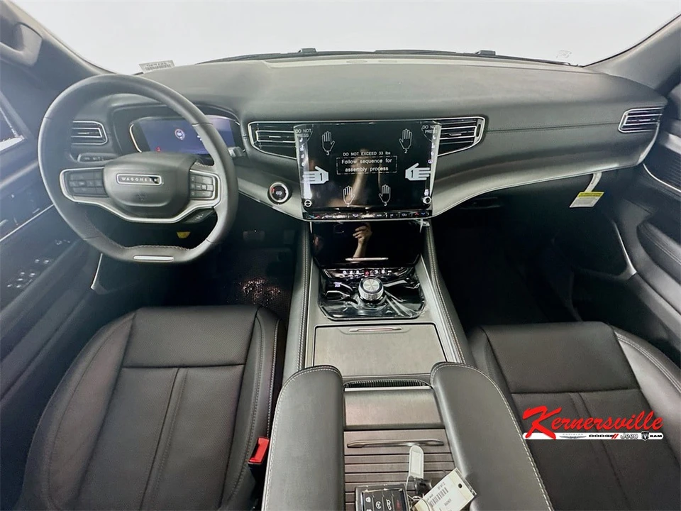 2025 Jeep WS Wagoneer - Image 9 of 21