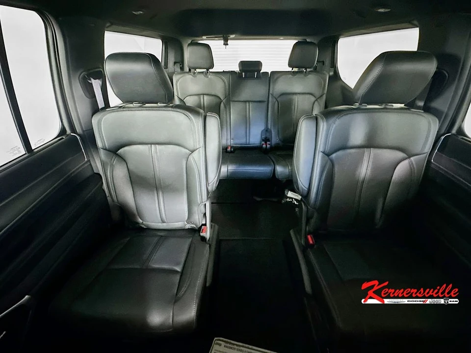 2025 Jeep WS Wagoneer - Image 10 of 12