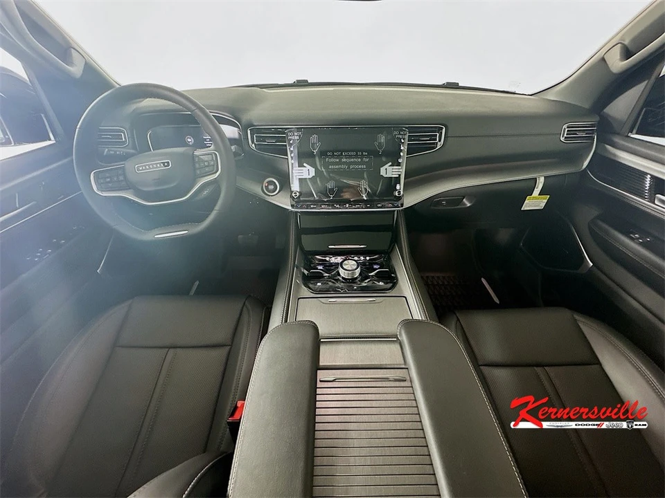 2025 Jeep WS Wagoneer - Image 9 of 21