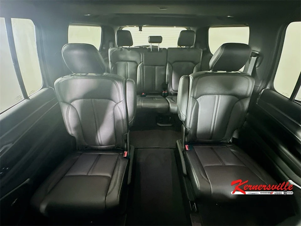 2025 Jeep WS Wagoneer - Image 10 of 21