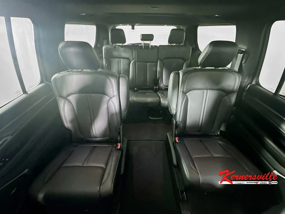 2025 Jeep WS Wagoneer - Image 10 of 12