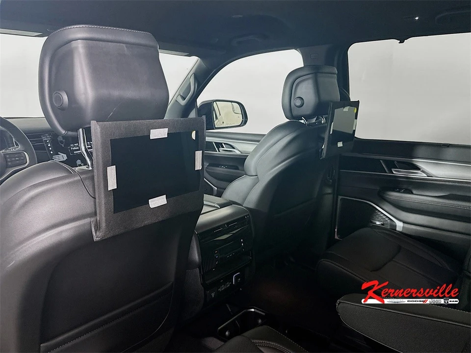 2025 Jeep WS Wagoneer - Image 21 of 21