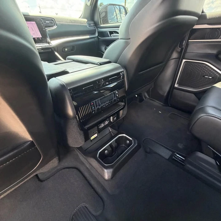2025 Jeep WS Wagoneer - Image 9 of 14