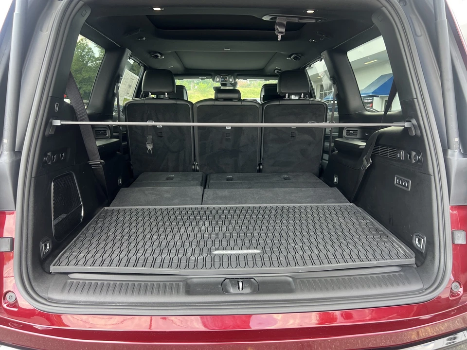 2025 Jeep WS Wagoneer - Image 9 of 31
