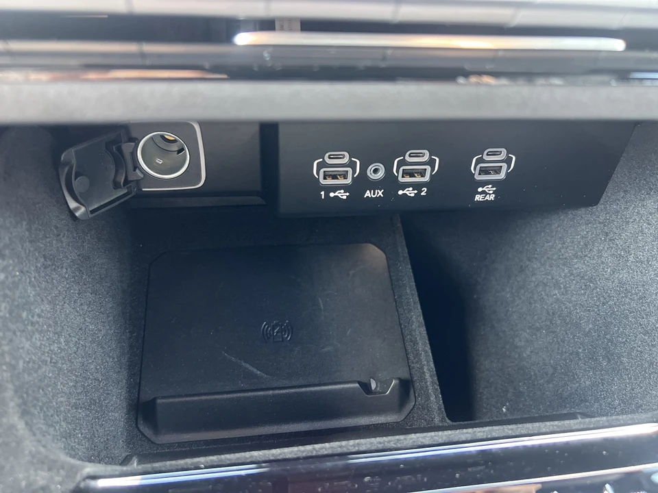 2025 Jeep WS Wagoneer - Image 27 of 31