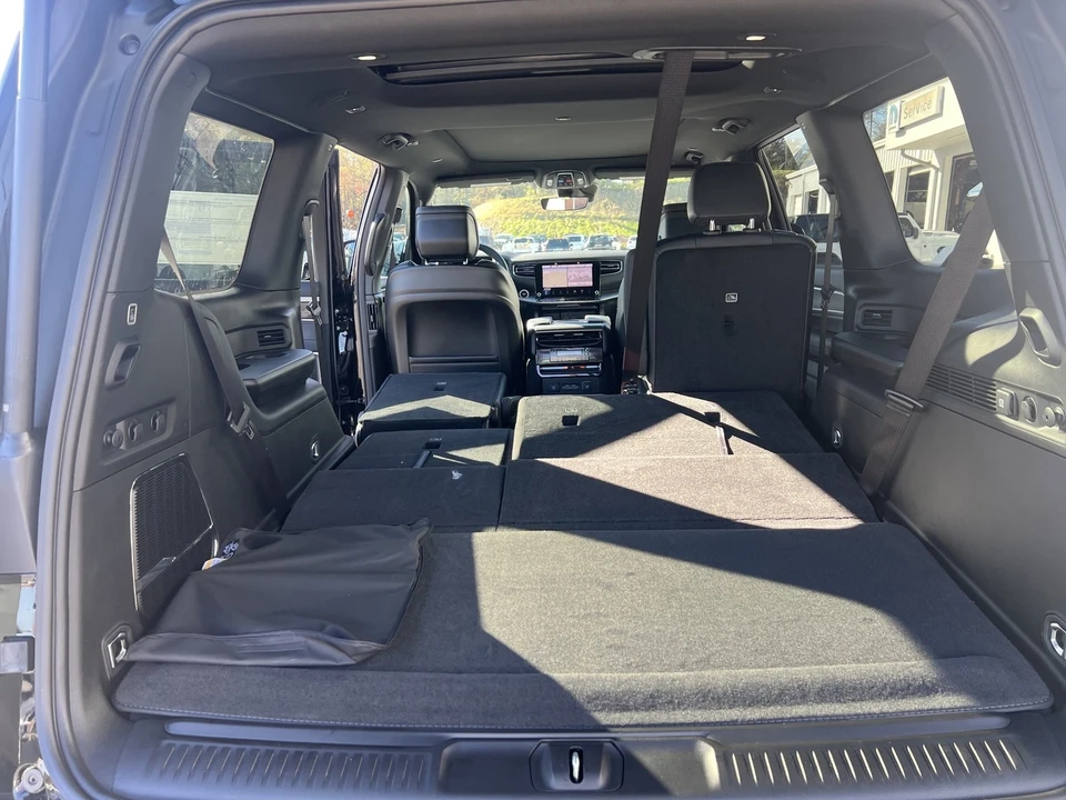 2025 Jeep WS Wagoneer - Image 9 of 21