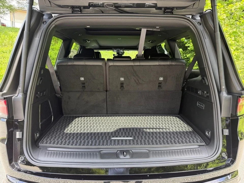 2025 Jeep WS Wagoneer - Image 19 of 21