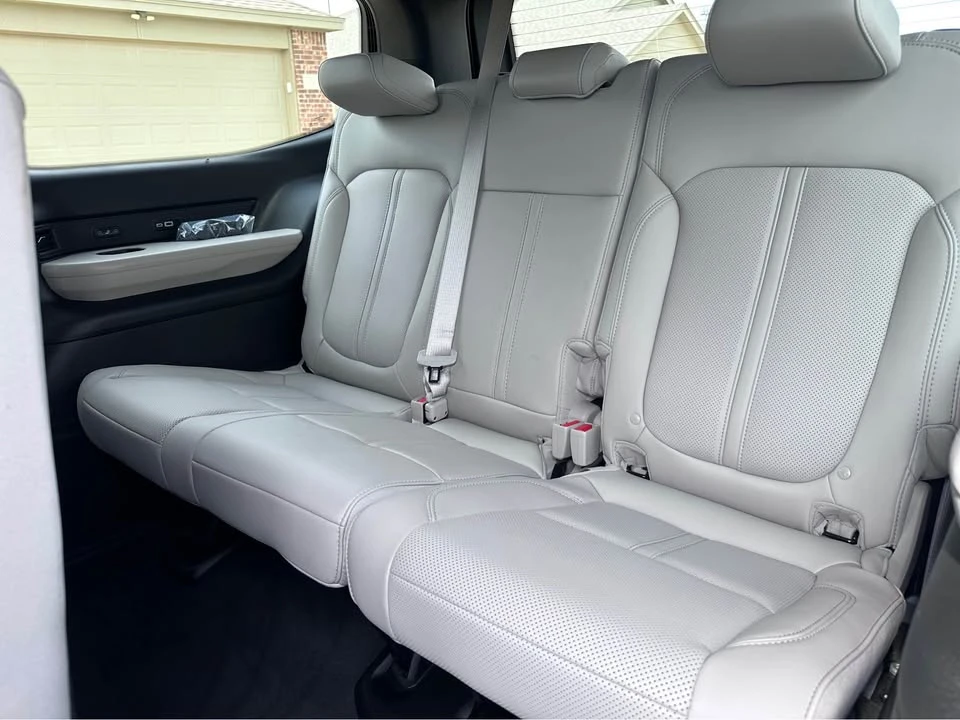 2025 Jeep WS Wagoneer - Image 12 of 16