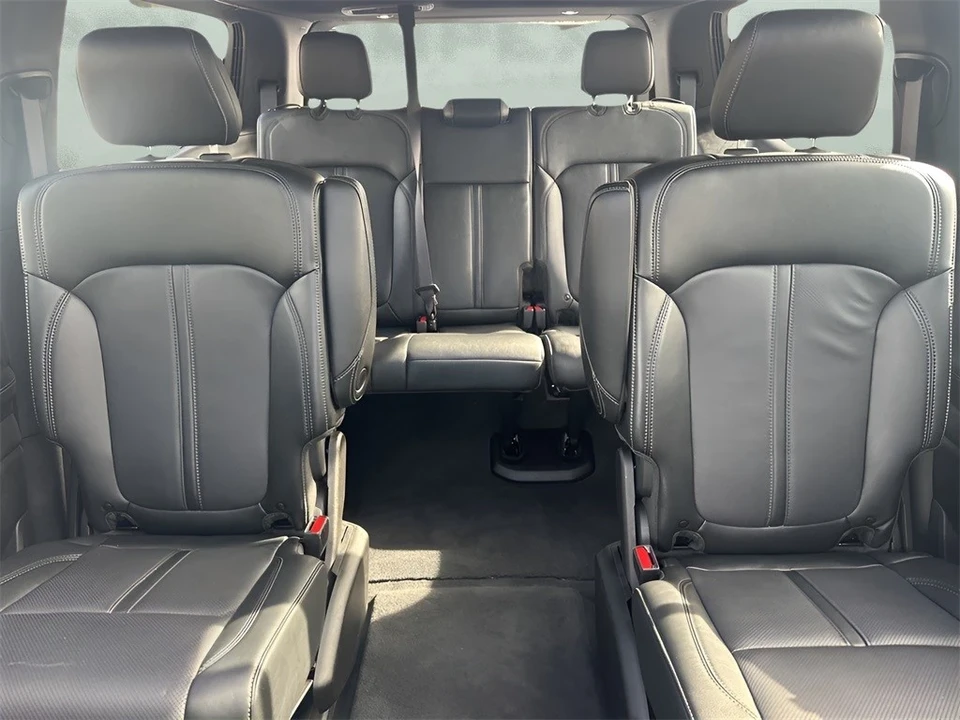 2025 Jeep WS Wagoneer - Image 13 of 21