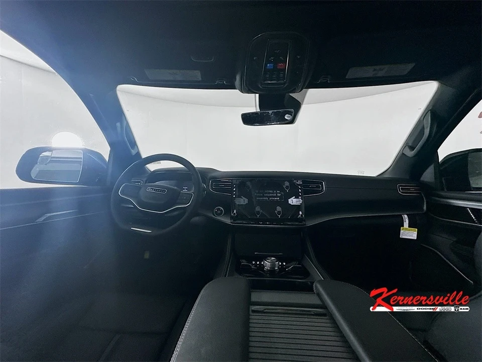 2025 Jeep WS Wagoneer - Image 9 of 21