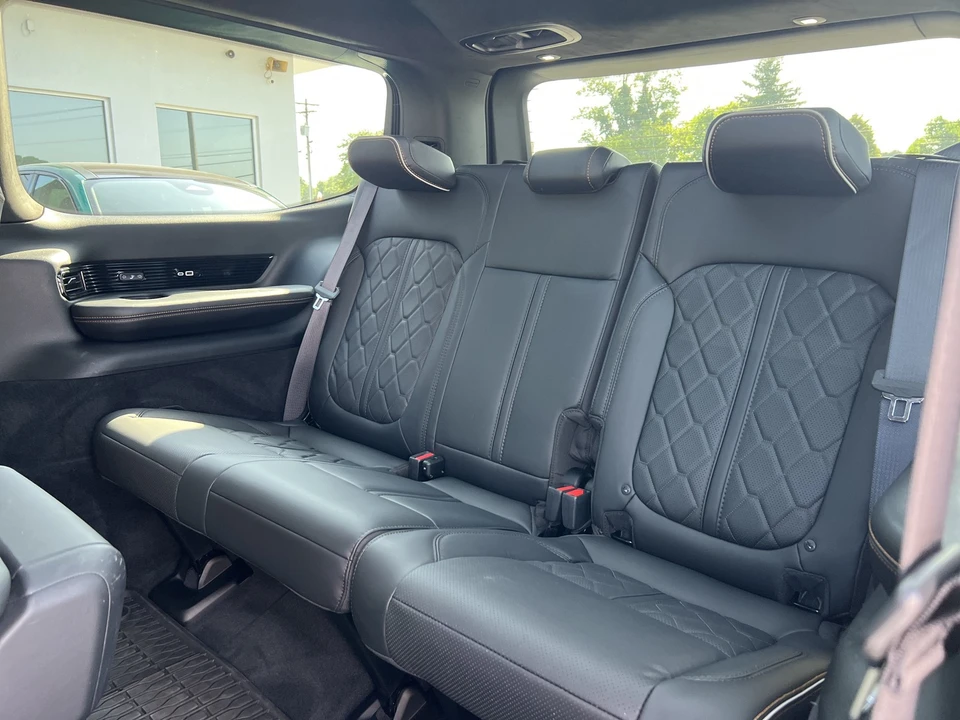 2025 Jeep WS Wagoneer - Image 12 of 31