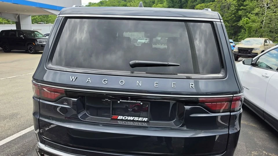 2025 Jeep WS Wagoneer - Image 4 of 9