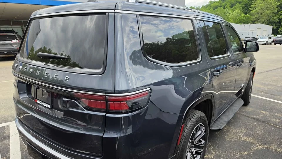2025 Jeep WS Wagoneer - Image 6 of 9