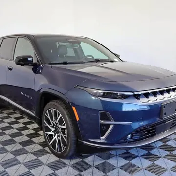 2025 Jeep Wagoneer S