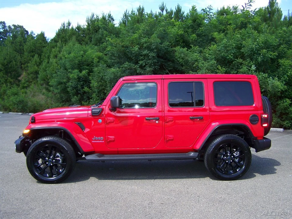 2025 Jeep - Image 6 of 24