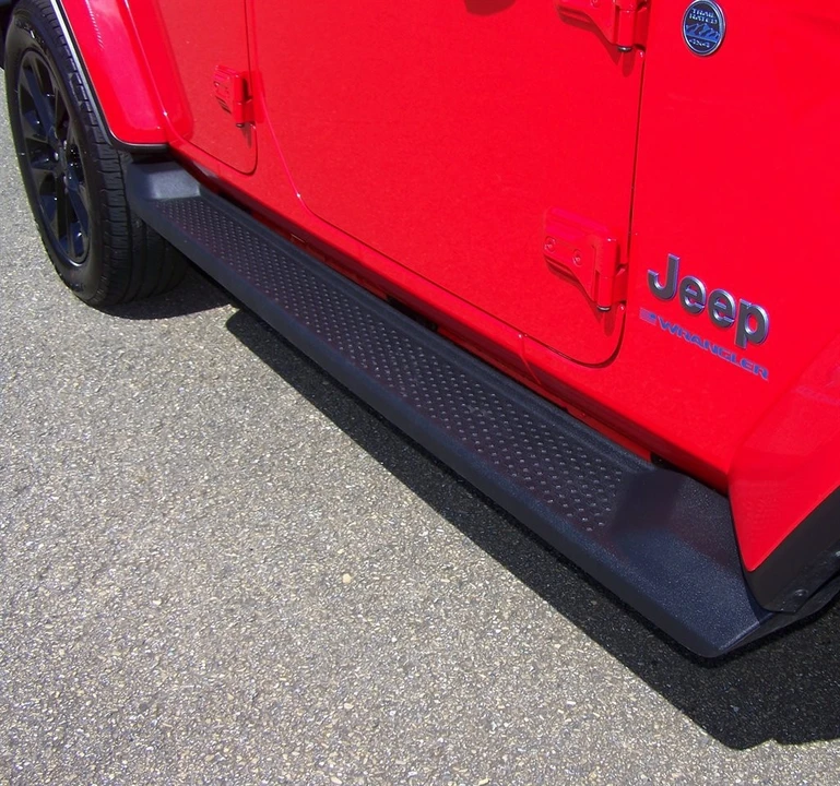 2025 Jeep JL Wrangler - Image 29 of 31