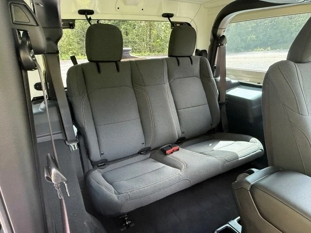 2025 Jeep JL Wrangler - Image 18 of 21